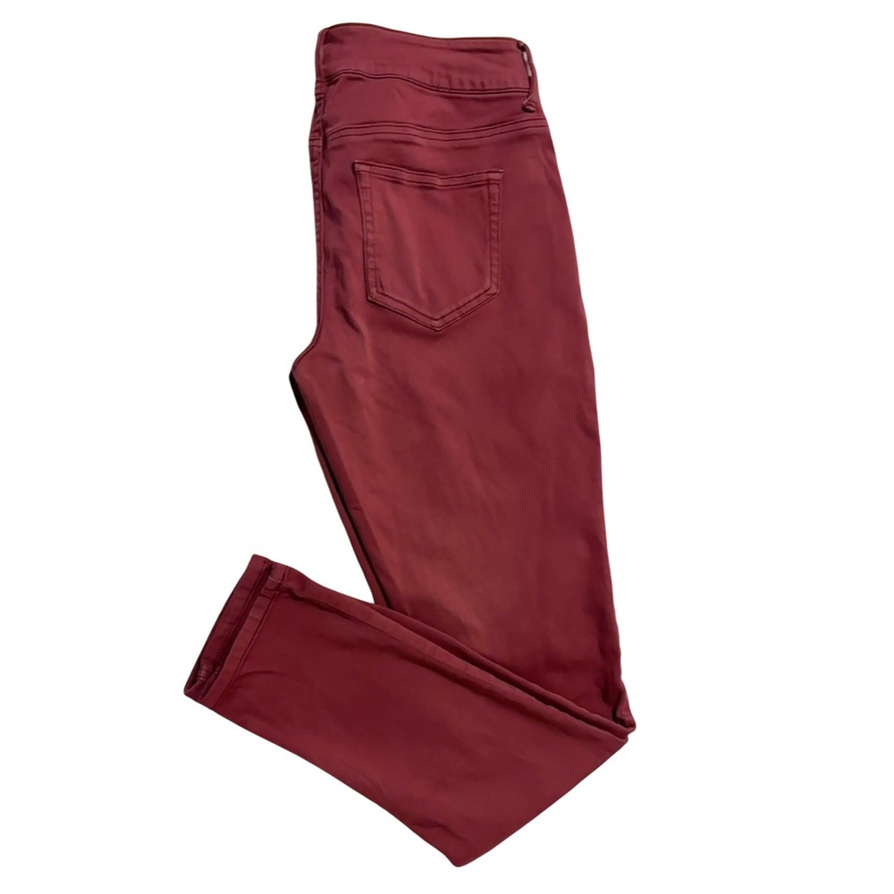 EUC Maurices Women's Skinny Jeans in Wine Red, Size Medium